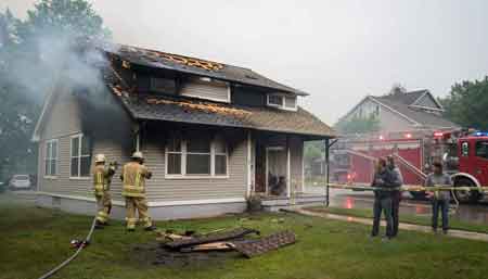 Fire Damage Public Adjuster 19087 St Davids Strafford Radnor Wayne 19023 Darby 19082 Upper Darby. Paul Definis assists homeowners and businesses with fire damage, smoke damage, water damage, roof damage, emergency board up and property insurance claims. Call 610-721-4199.